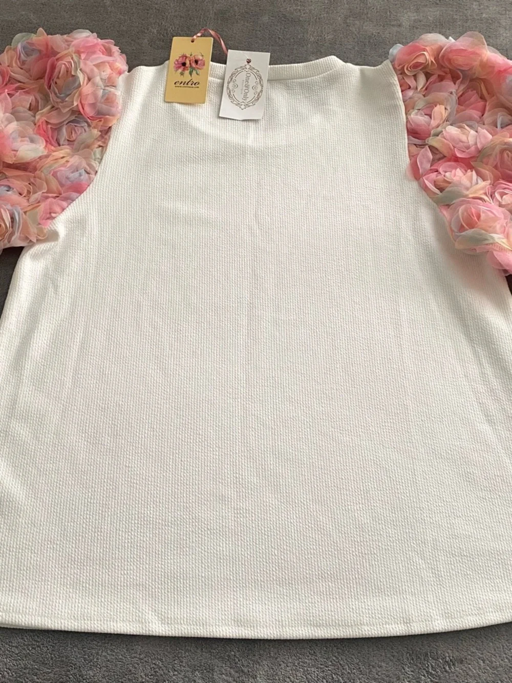 Entro White Textured Top Pink Floral Puff Sleeves Size L NWT - Picture 3 of 14